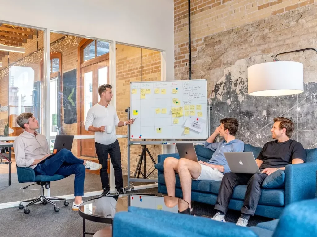 meeting-with-the-team
